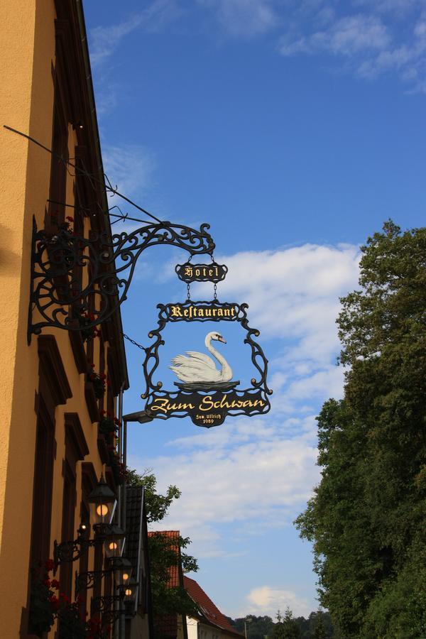 Hotel- Restaurant Zum Schwan Waldfischbach-Burgalben Exterior photo